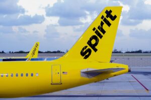 Spirit Airlines reproche aux passagers de porter des hauts courts