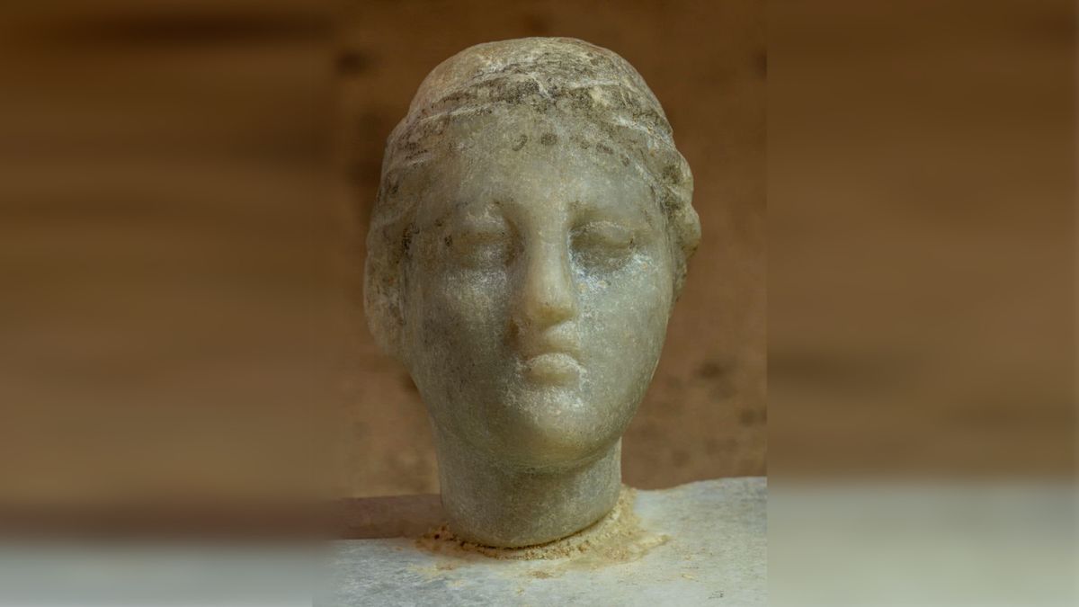 Un possible buste de Cléopâtre VII découvert dans un temple égyptien antique