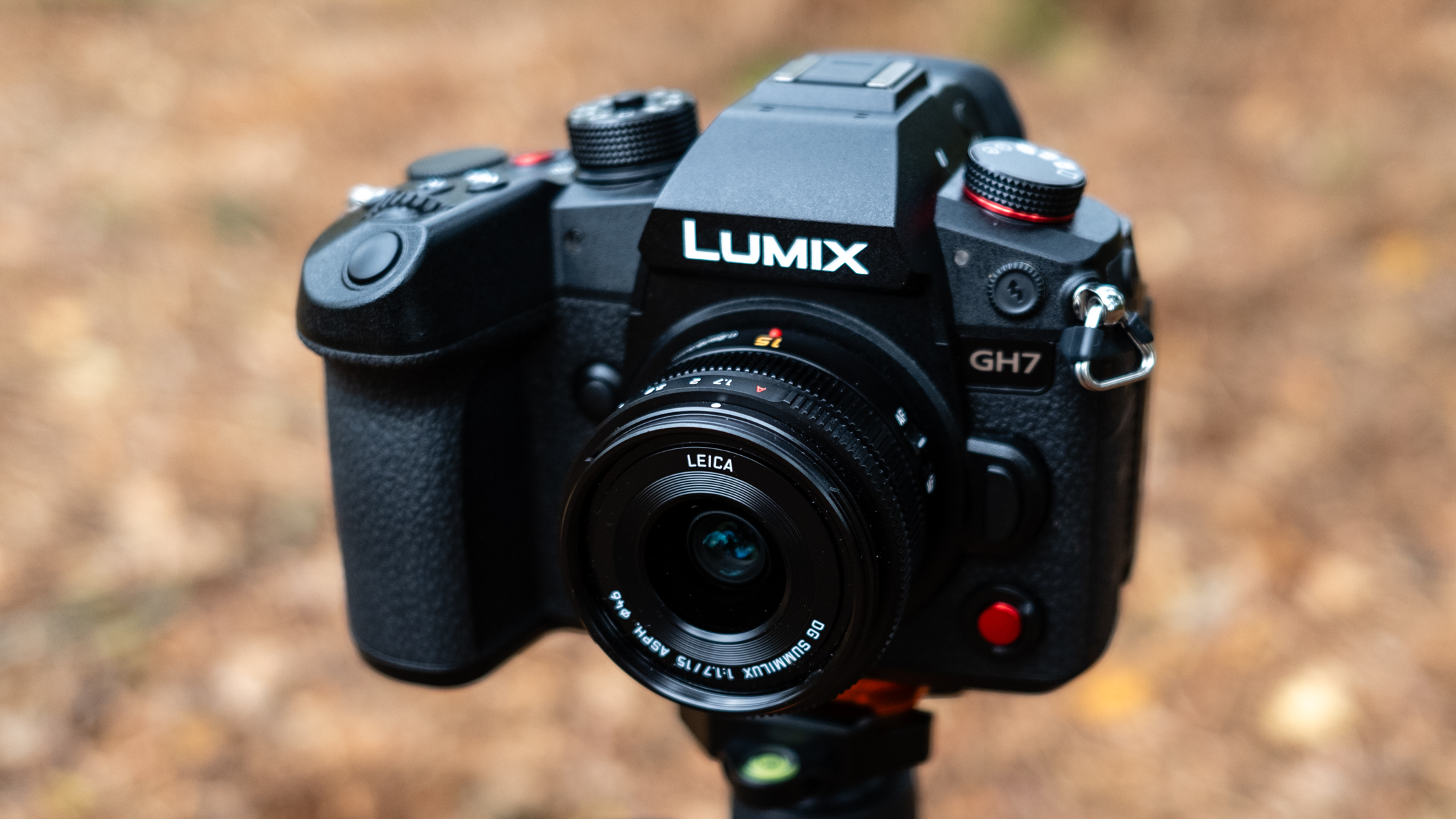 Panasonic 15 mm f1.7 Leica Summilux DG ASPH fixé à un Panasonic Lumix GH7. 