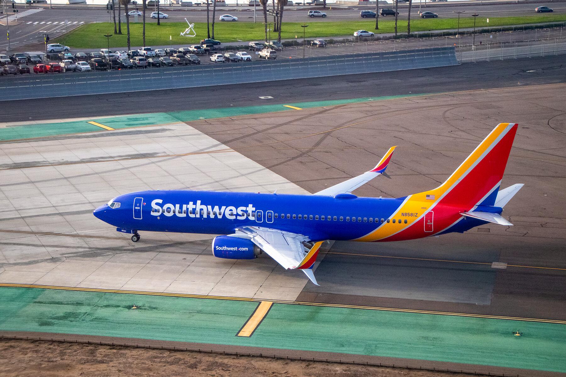Des vols « chroniquement retardés » opérés illégalement par Southwest, déclare le gouvernement américain