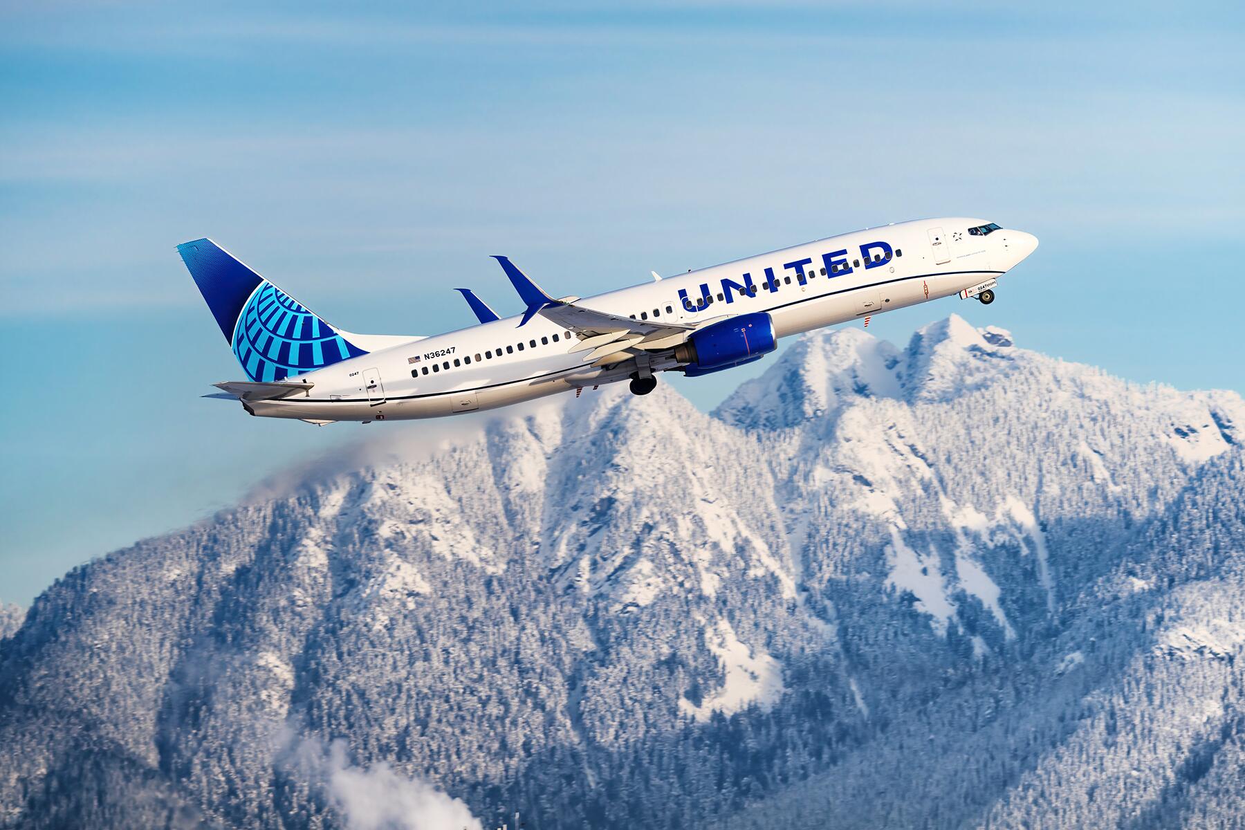 Les passagers se méfient: United Airlines a changé ses politiques d'enregistrement