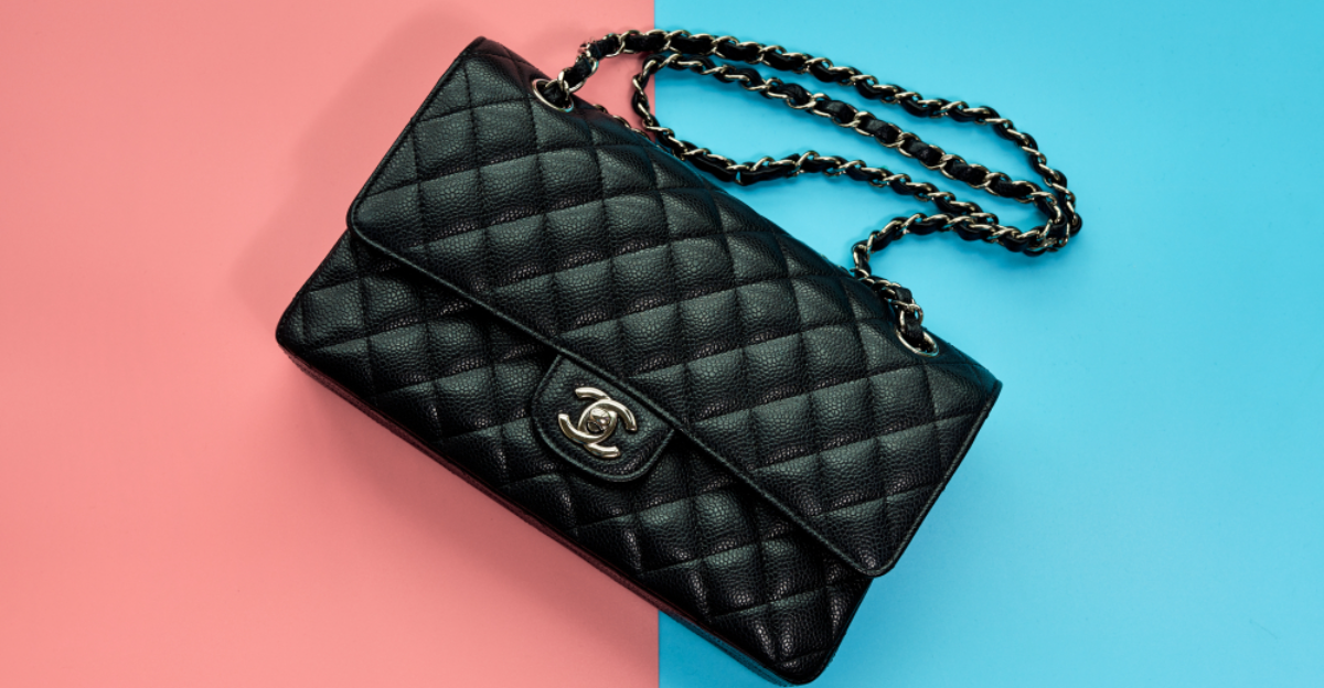 10 sacs de soirée vintage qui ajoutent du glamour à n'importe quel look