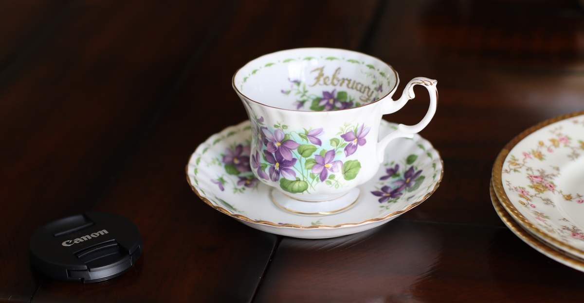 14 Variations Royal Albert Tea Set qui apparaissent rarement sur le marché