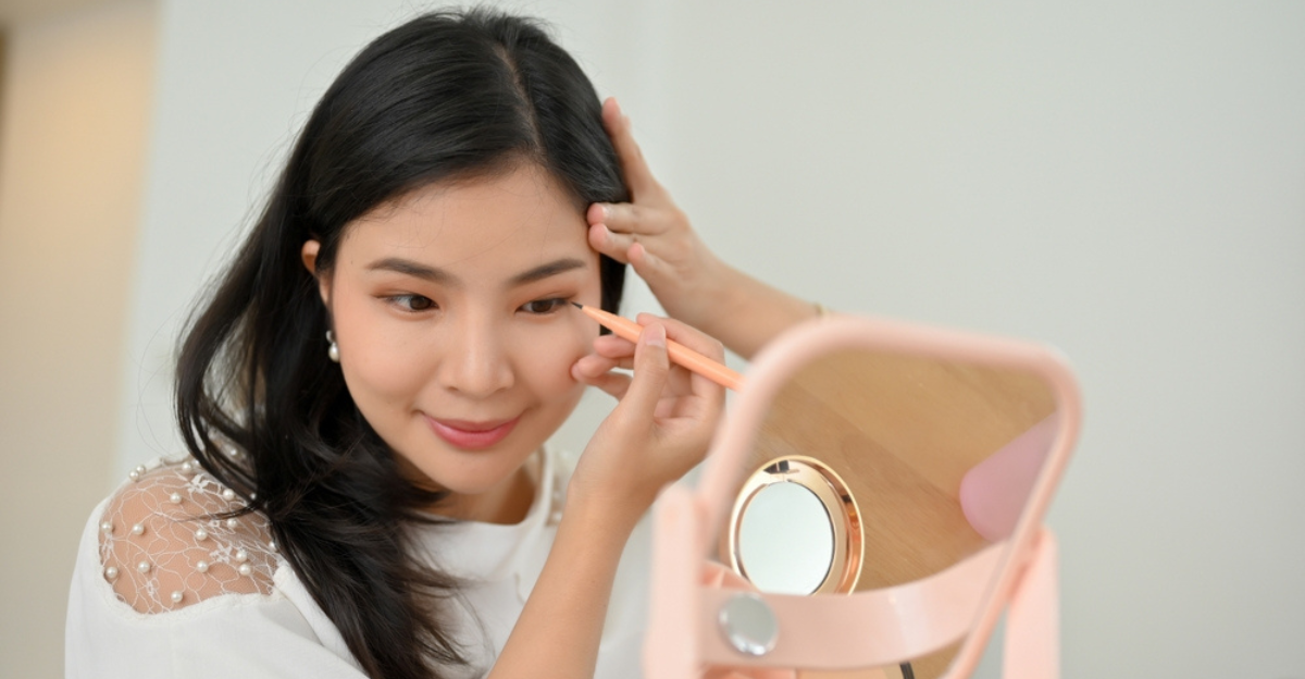 12 CEUAUTY EYELINEURS ET PRODUITS DE METROP