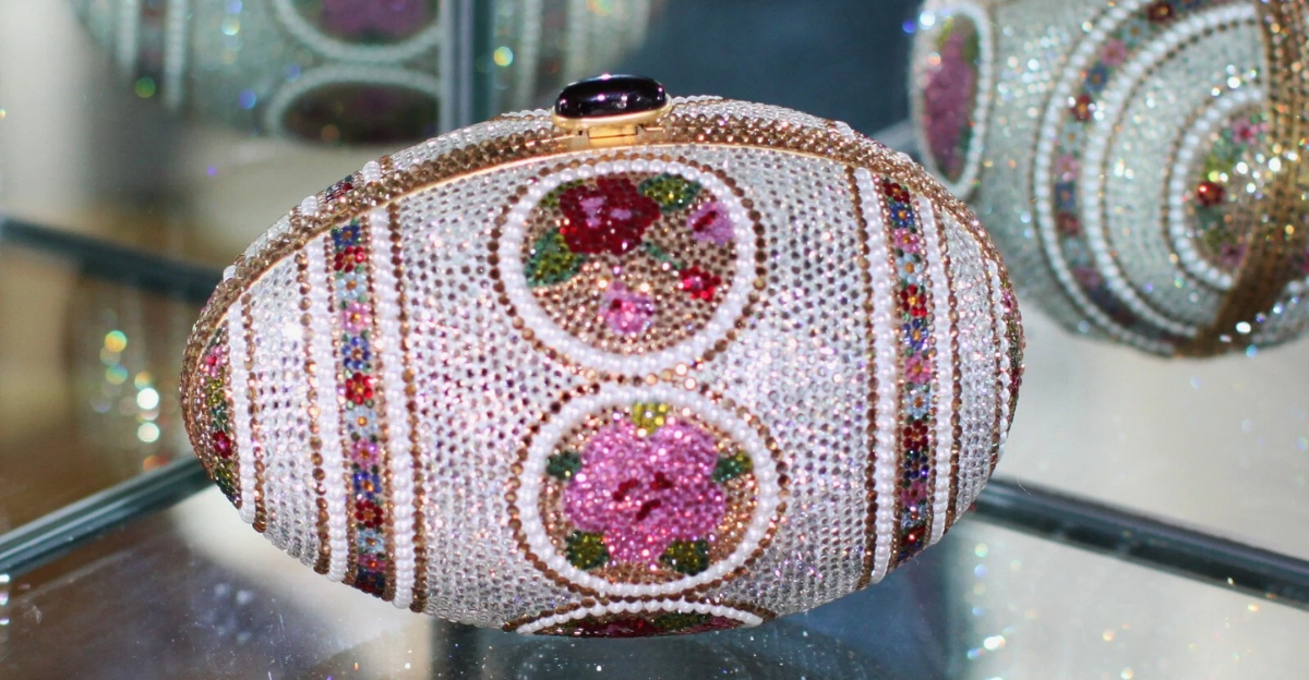 11 sacs Judith Leiber inspirés de la culture pop