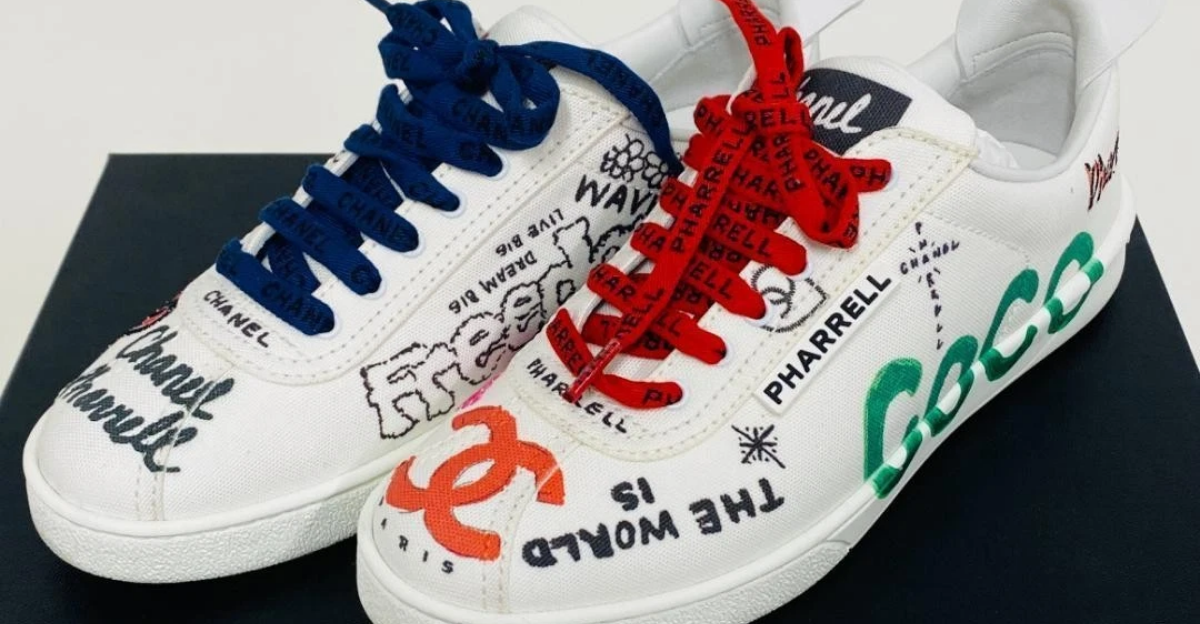 10 collaborations Chanel qui sont devenues des articles de collectionneurs
