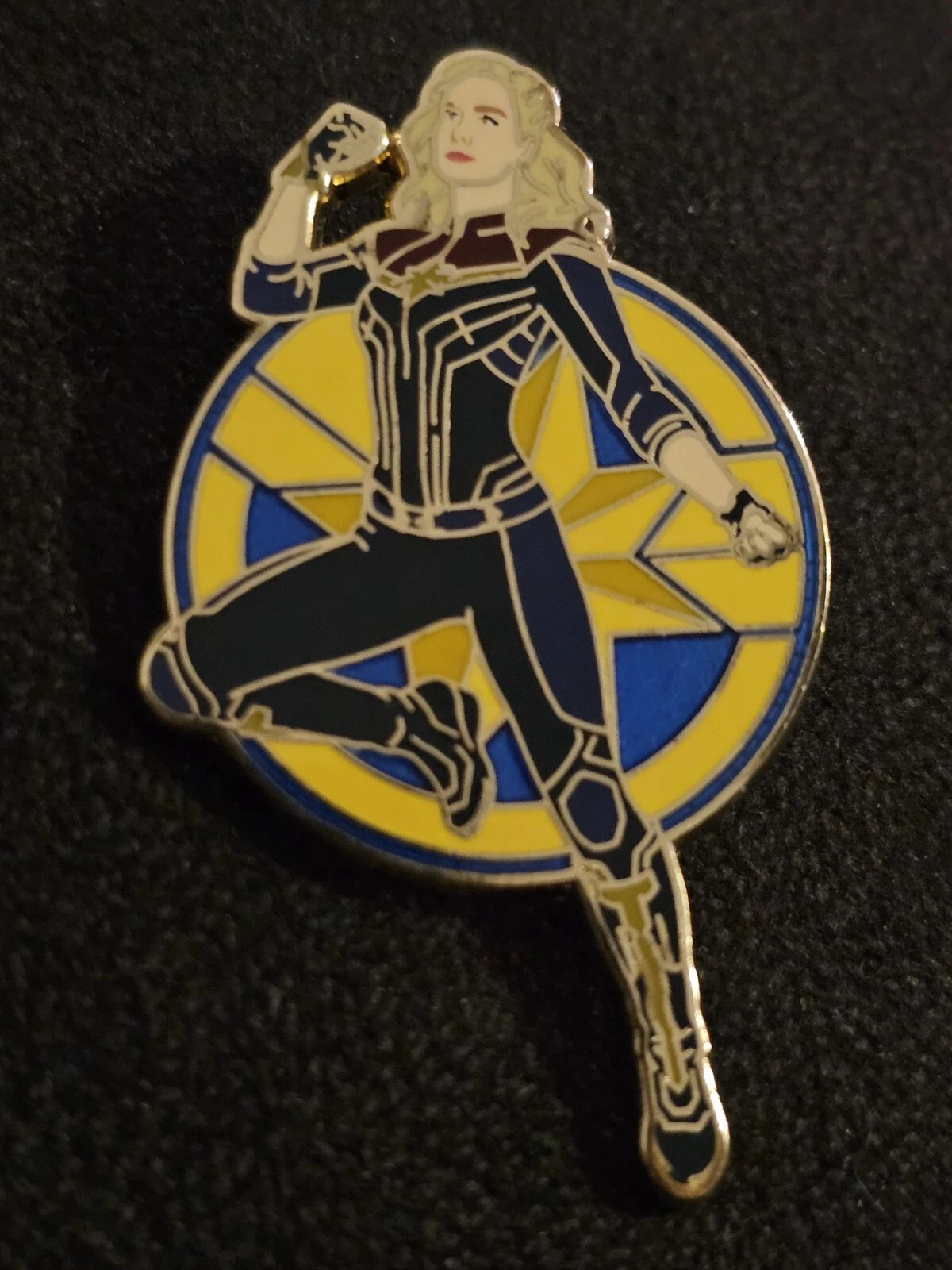 11 épingles et badges commerciaux que les fans de bandes dessinées collectent