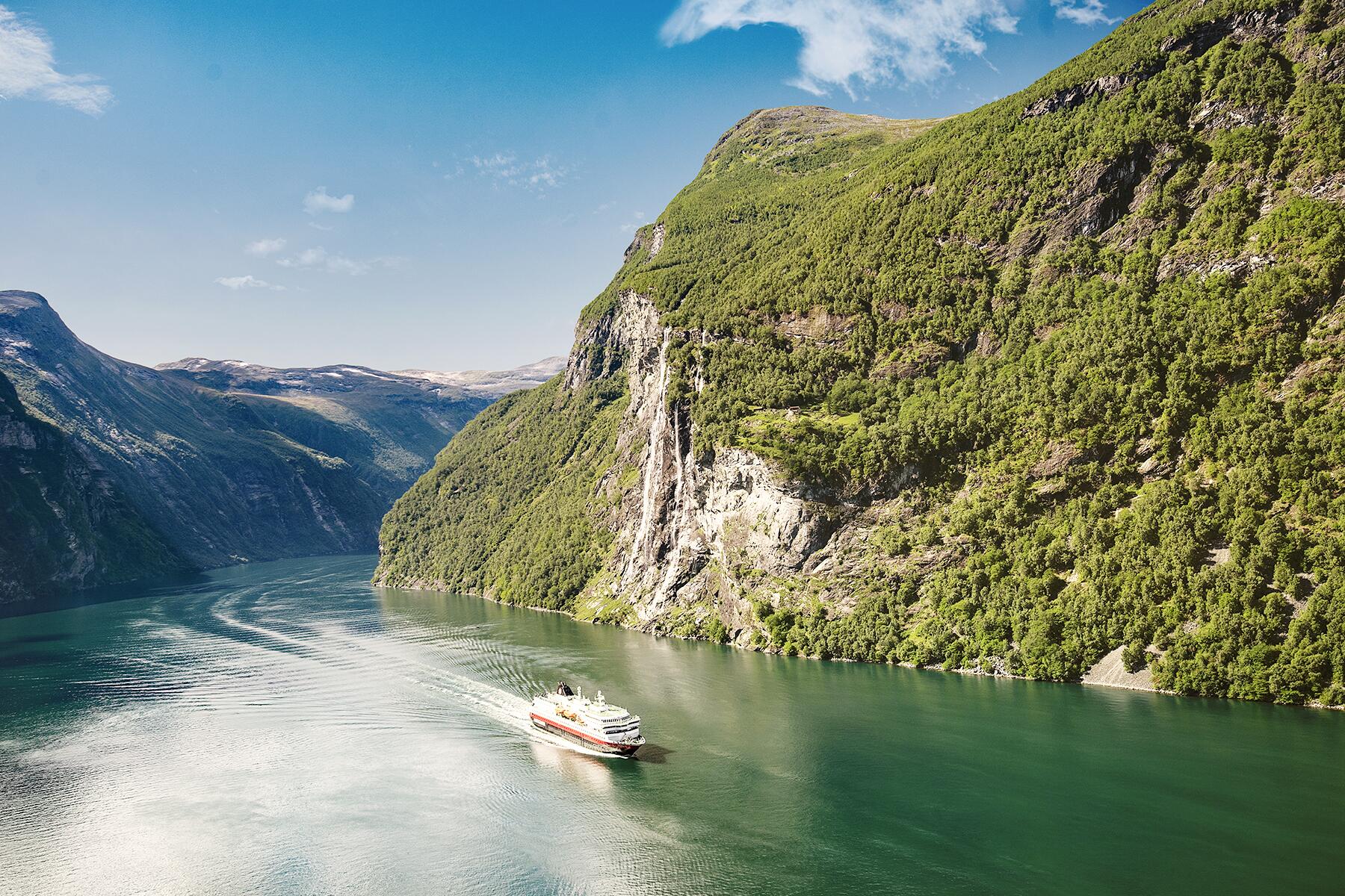 Les 12 voyages en ferry les plus longs au monde: lorsqu'un trajet en ferry peut se doubler en tant que mini-cruise