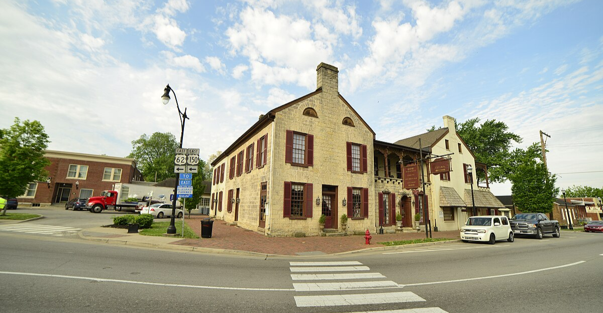 15 auberges historiques où les anciens clients ne semblent jamais partir