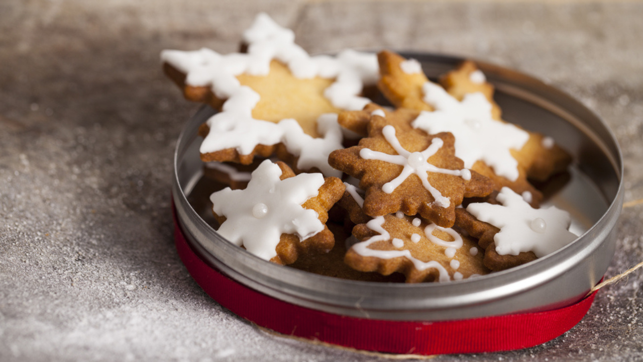 10 boîtes à biscuits et boîtes à bonbons vintage qui font de charmants cadeaux