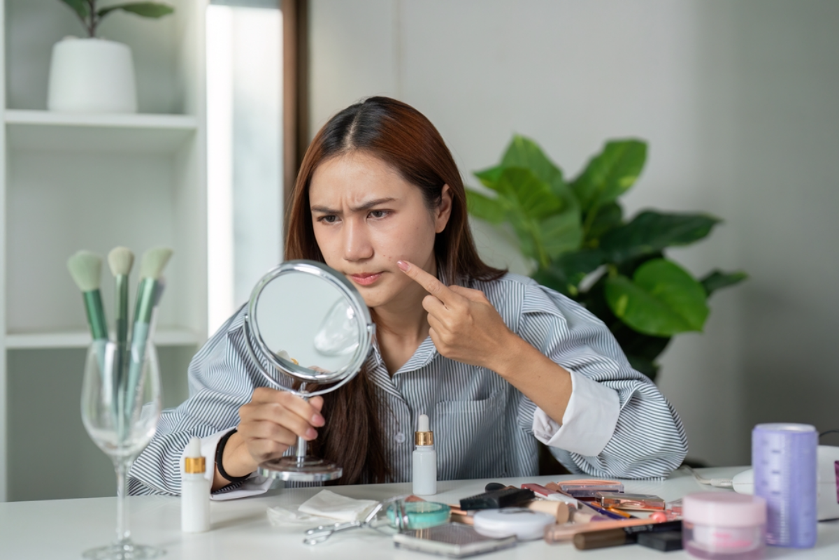 15 erreurs de soins de la peau qui aggravent les journées froides