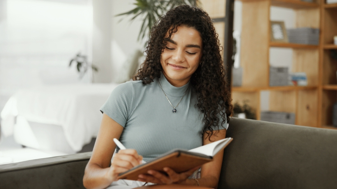 13 invites de journal du Nouvel An qui ne semblent pas grinçantes