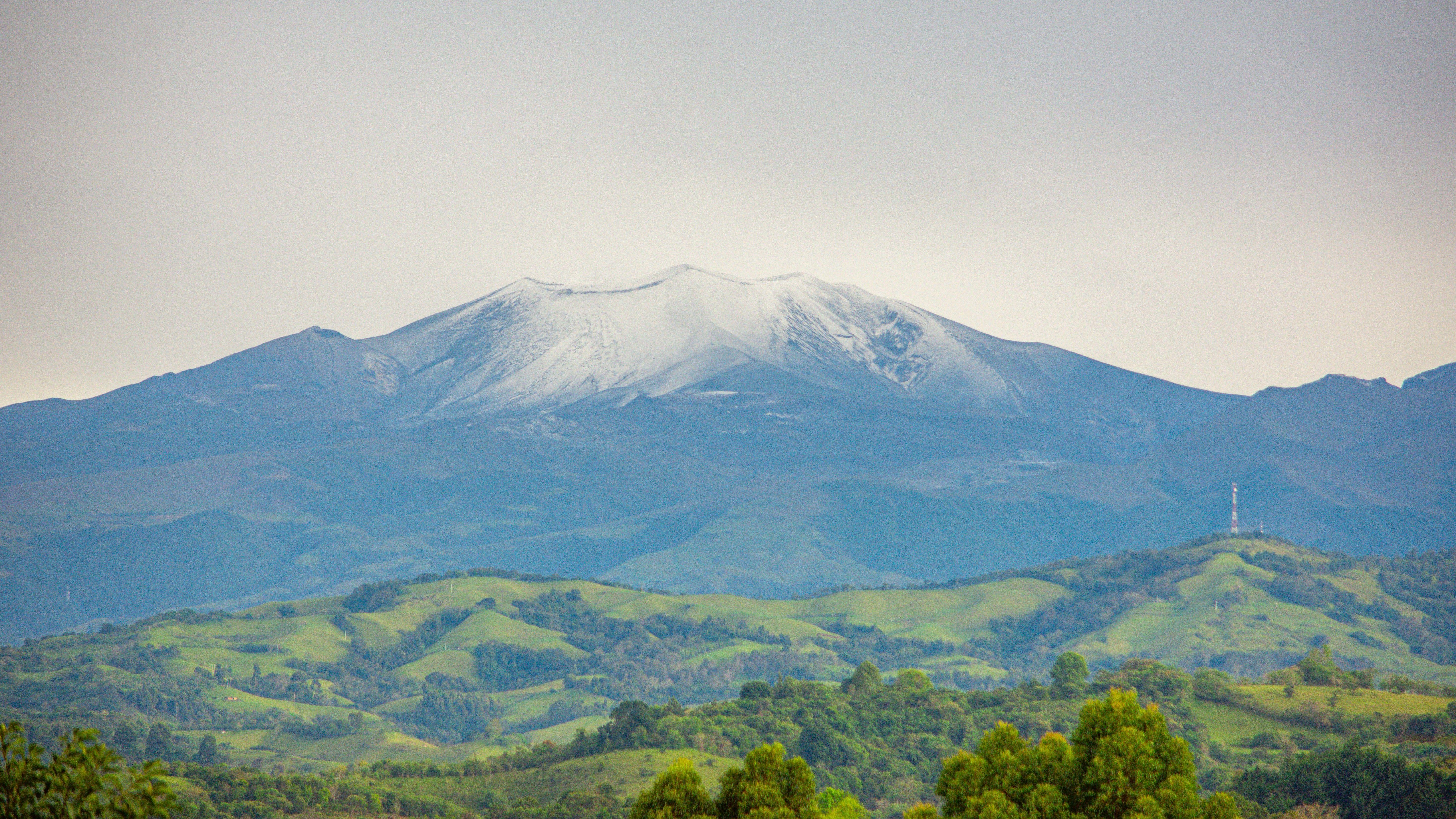 Vue du volcan Purace en Colombie.