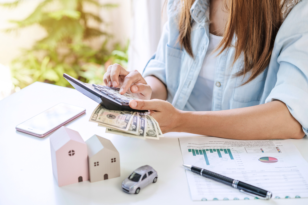 14 façons intelligentes de commencer un mois à faibles dépenses sans vous sentir misérable