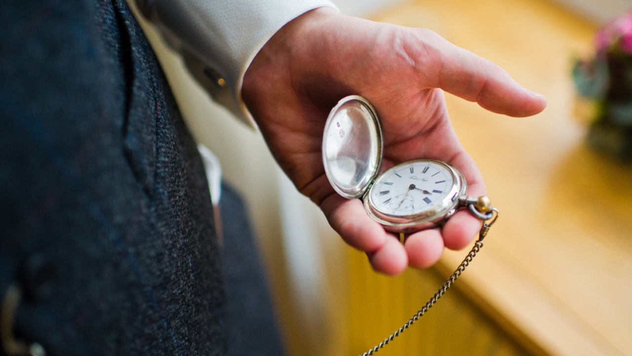 12 montres de poche rares avec cadrans et boîtiers uniques