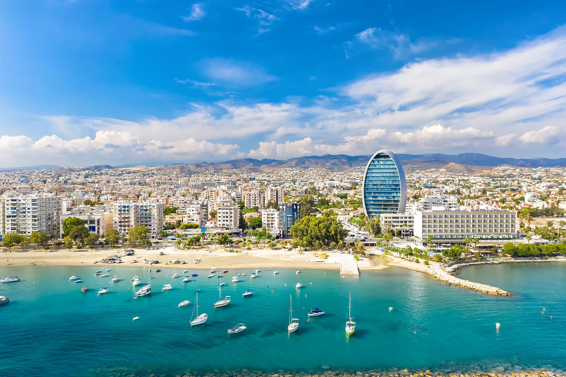 Avec le conflit au Moyen-Orient, est-il sécuritaire de voyager en Europe ?