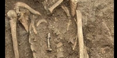 Des clous vieux de 1 800 ans découverts dans 3 sépultures dans une nécropole romaine, peut-être pour « protéger » les vivants et les morts