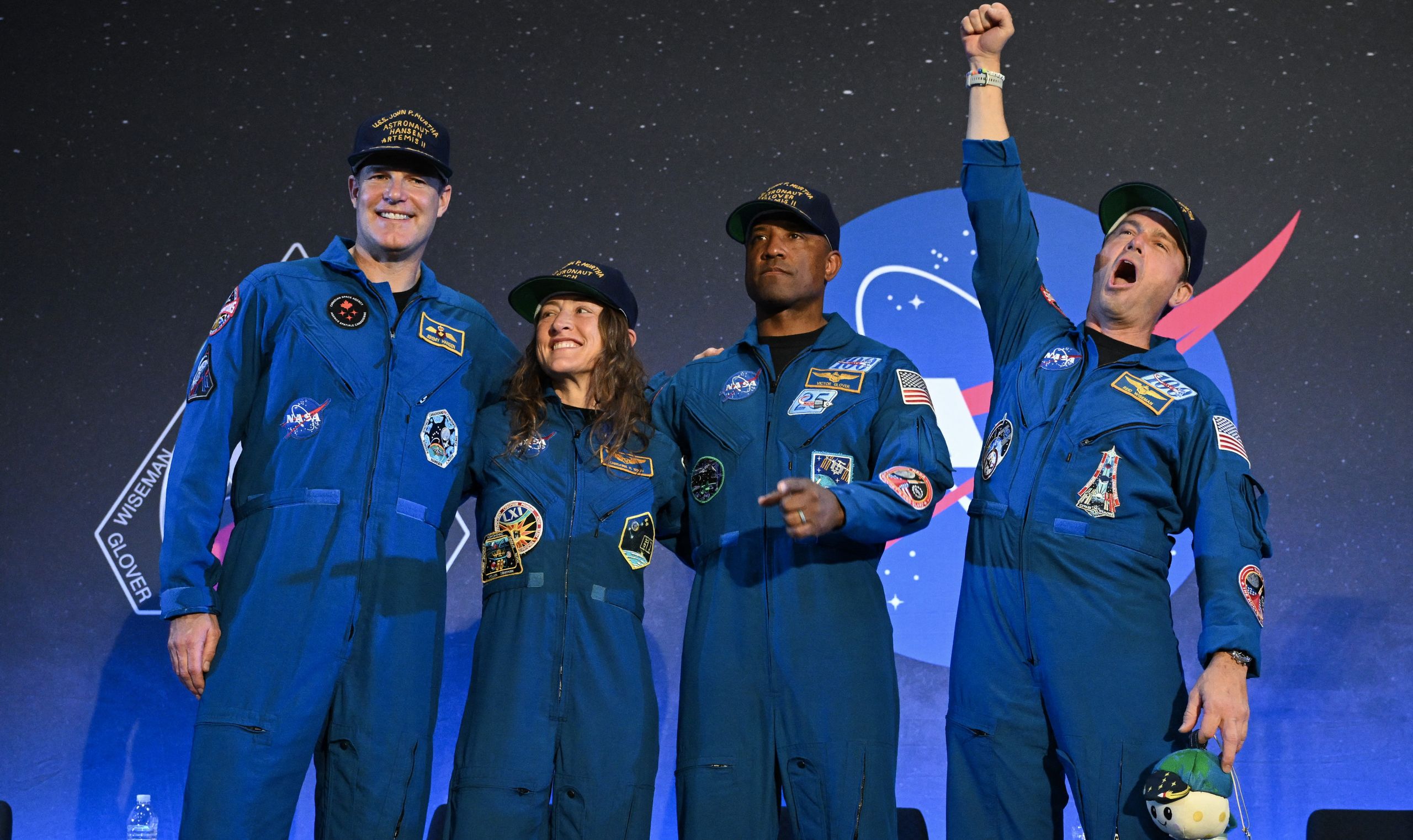 "Je n'ai pas compris ce que nous venons de faire" : les astronautes d'Artemis II partagent tout lors de la première conférence de presse depuis l'amerrissage