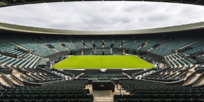 Vous voulez des billets de dernière minute à bas prix pour Wimbledon ? Tu vas devoir dormir dehors
