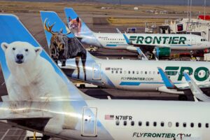 Les choix de bagages des passagers mettent des vies en danger sur la piste de Denver