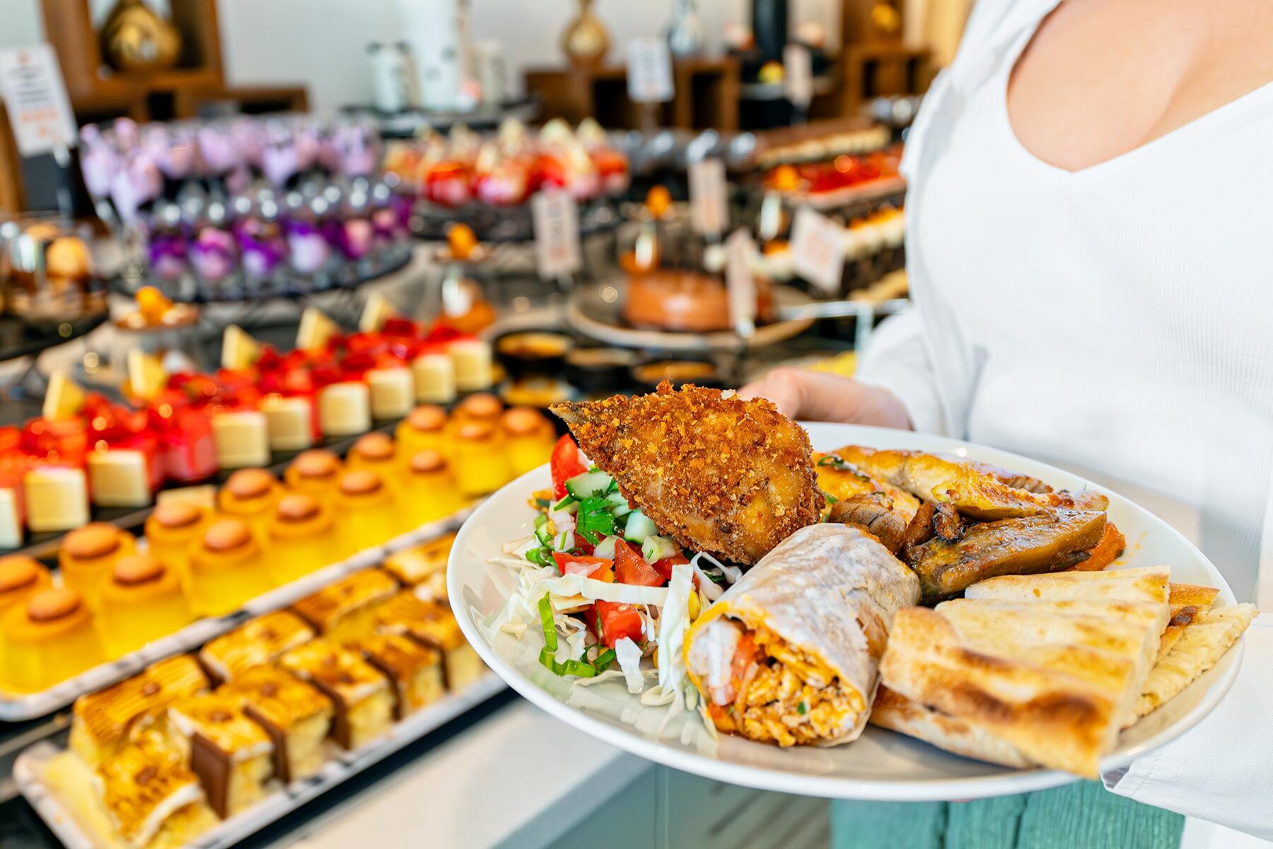 Une compagnie de croisière menace une amende de 70 $ pour une habitude courante de buffet