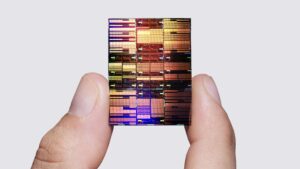 « C'est le prochain saut technologique » : la première puce inférieure à 1 nm au monde maintient la loi de Moore en vie un peu plus longtemps