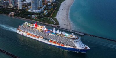 Cette croisière s&rsquo;est terminée par des cris, des coups de poing et des interdictions à vie