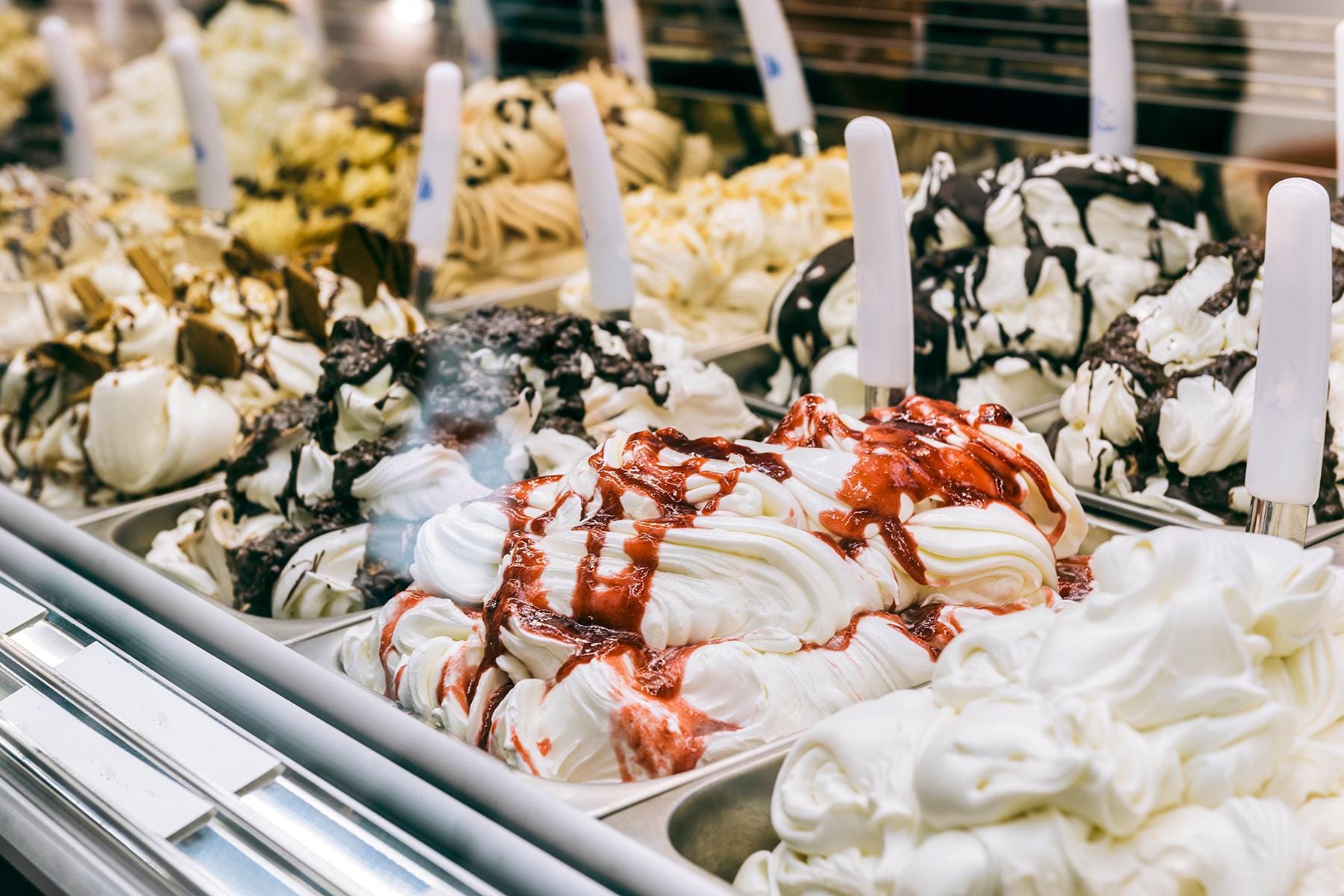 Vol pur : les postes touristiques choquent le projet de loi sur les glaces de Rome