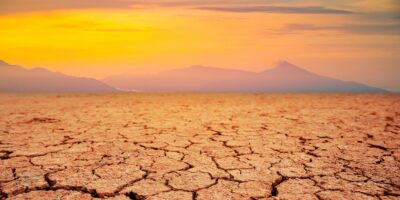 Une étude suggère qu&rsquo;il reste environ 1,8 milliard d&rsquo;années à la vie sur Terre, mais la biosphère pourrait évoluer pour survivre encore plus longtemps