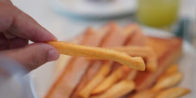 Dilemme diagnostique : un régime de malbouffe a causé la cécité permanente d&rsquo;un adolescent