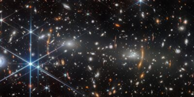 Le télescope James Webb utilise la prédiction trippante d&rsquo;Einstein pour sonder les confins de l&rsquo;univers — Photo spatiale de la semaine