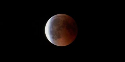 Comment voir et photographier l&rsquo;éclipse partielle de Lune les 27 et 28 août