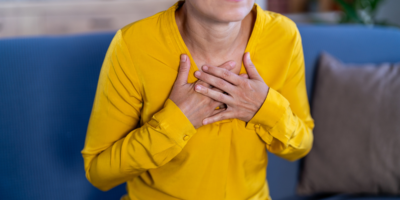 Dilemme diagnostique : un mariage joyeux a failli briser le cœur d&rsquo;une femme dans un cas rare de « syndrome du cœur heureux »