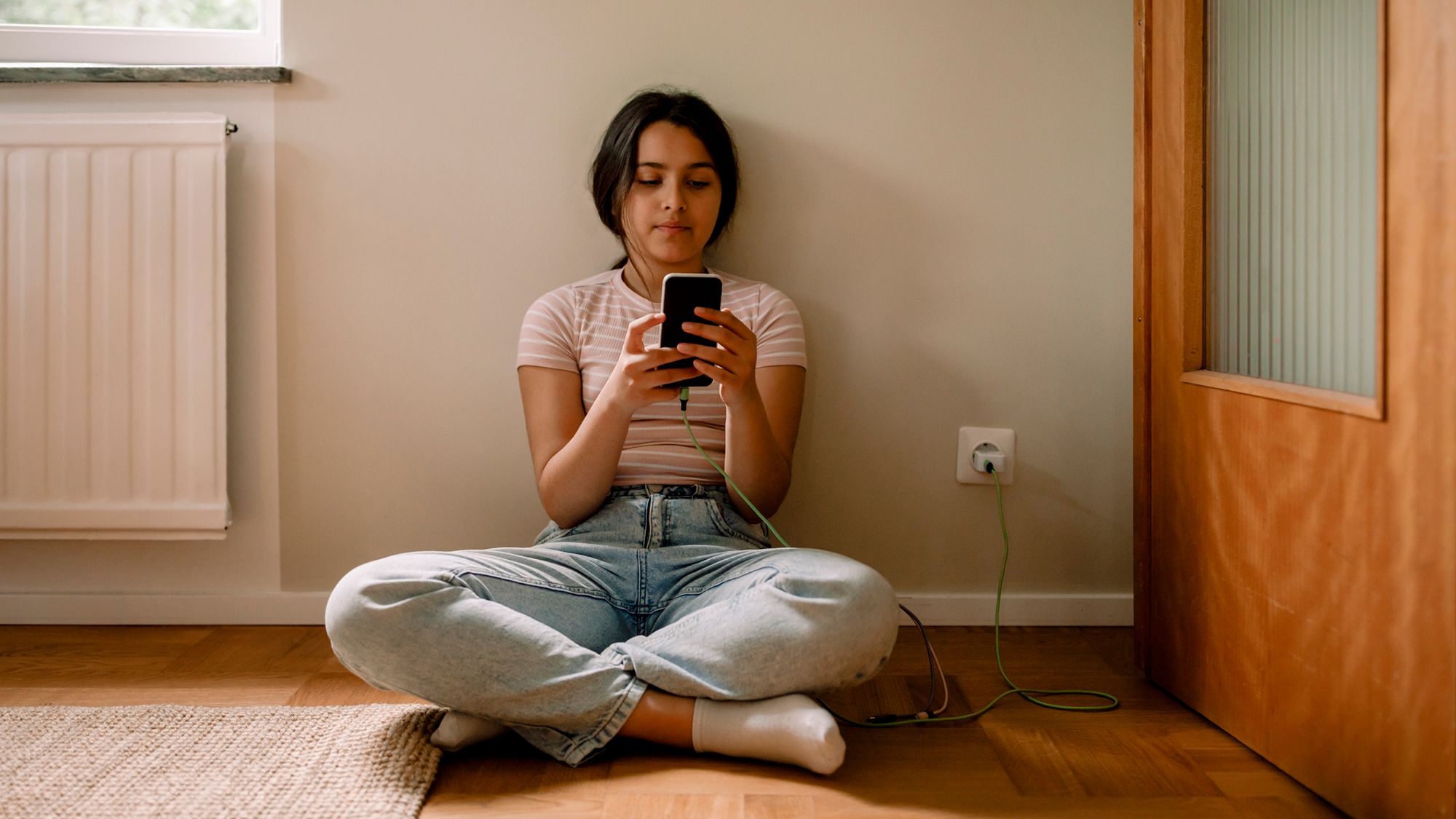 « Je ne sais pas comment une telle loi pourrait être appliquée » : les lecteurs réagissent à une éventuelle interdiction des réseaux sociaux pour les enfants