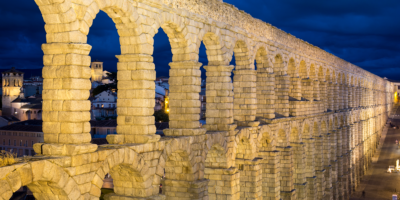 Comment les Romains ont-ils construit leurs imposants aqueducs ?