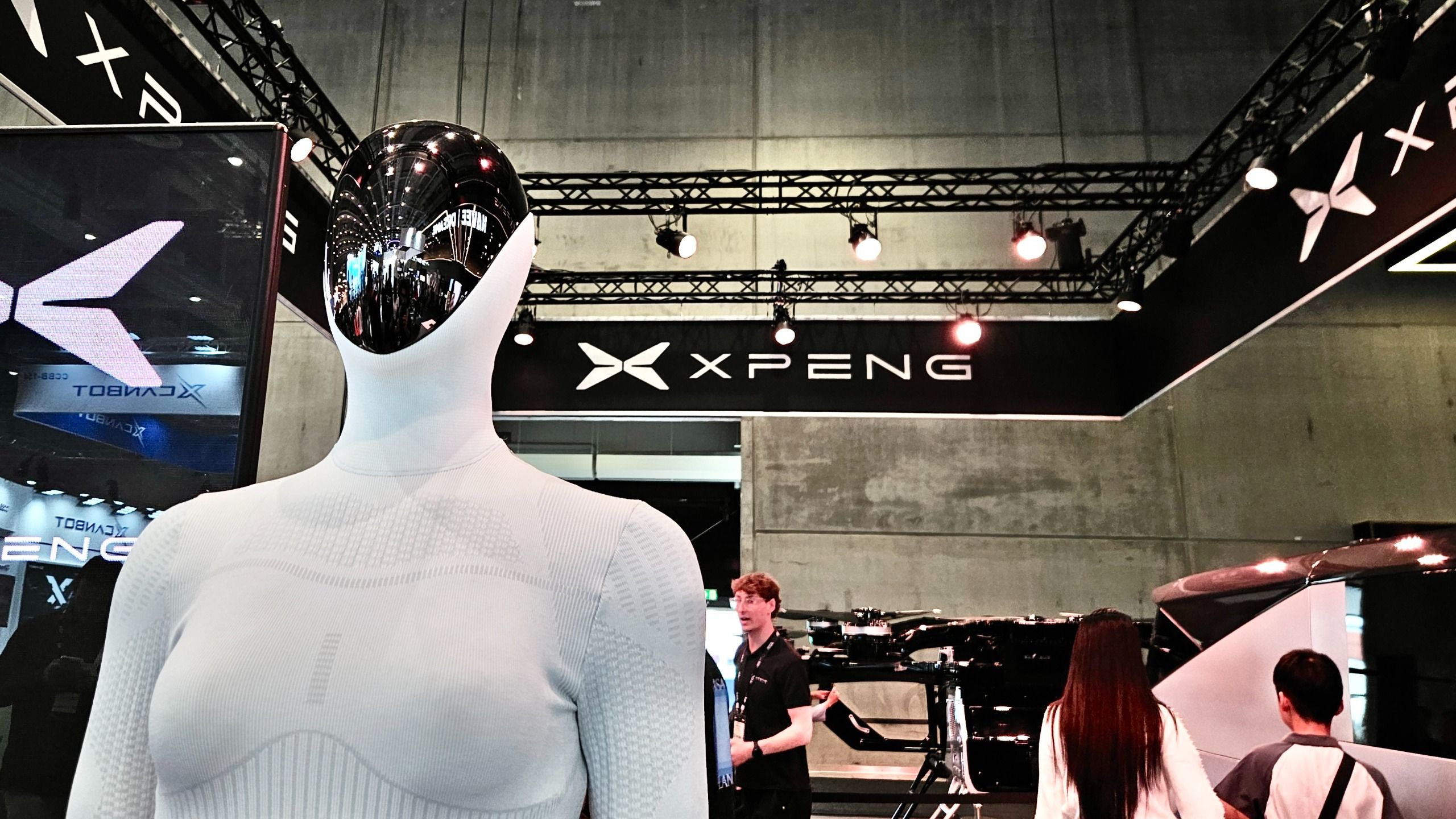 Un robot étrangement humain, alimenté par l'IA, entre en production de masse en Chine – ses fabricants disent qu'il pourrait bientôt vous aider à la maison