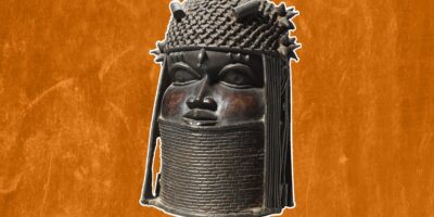 Tête commémorative ancestrale : Un buste en laiton vieux de 500 ans représentant un roi africain
