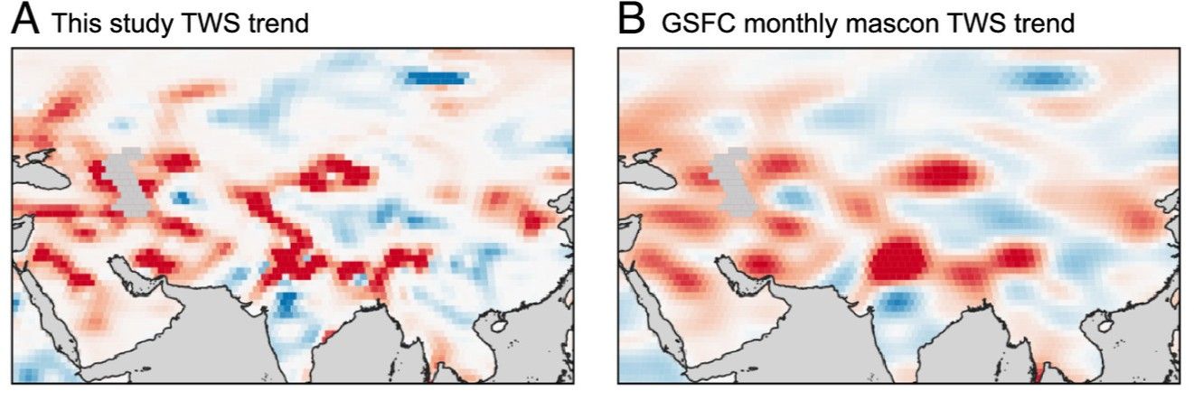 Deux cartes de l'Asie du Sud montrant la haute résolution des changements dans le stockage de l'eau d'une nouvelle étude par rapport aux recherches précédentes.