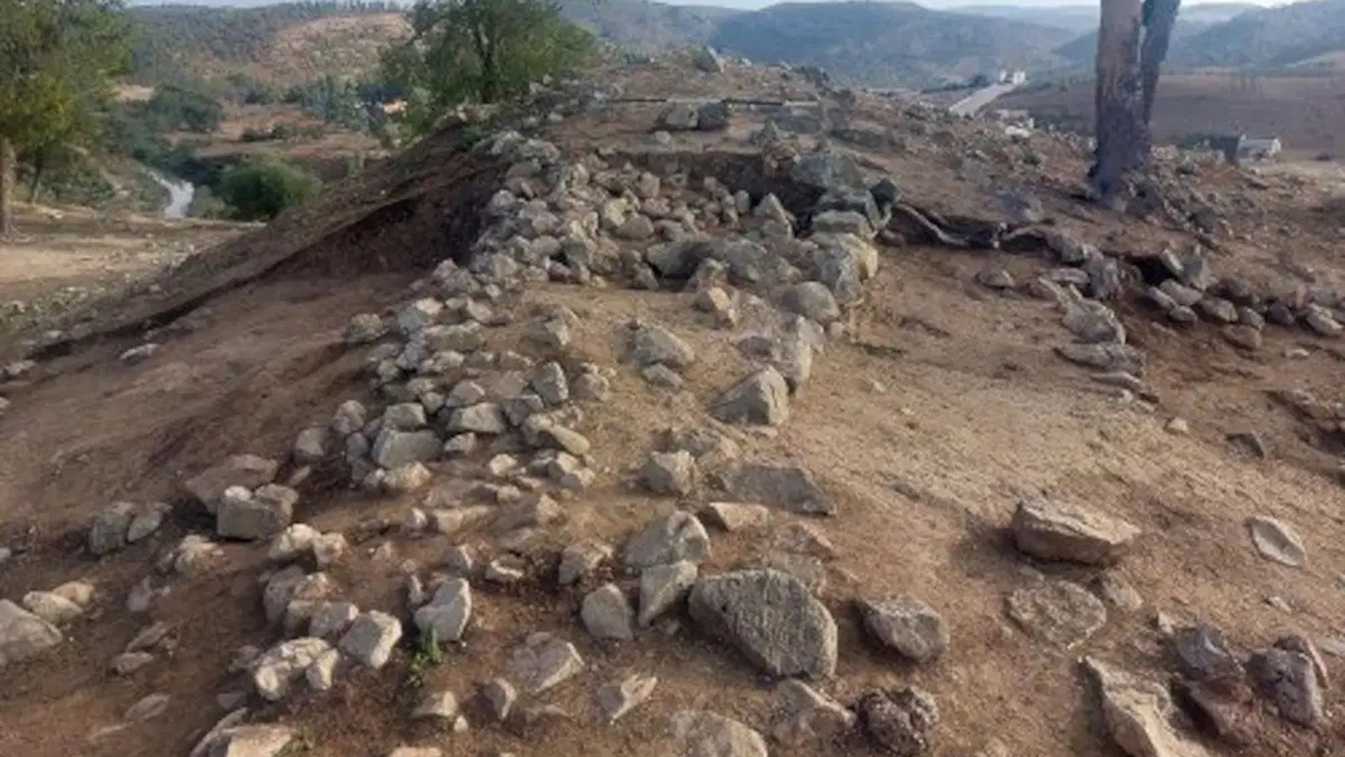 Découverte du plus ancien mur défensif connu d'Afrique en dehors de l'Égypte, vieux de 4 000 ans