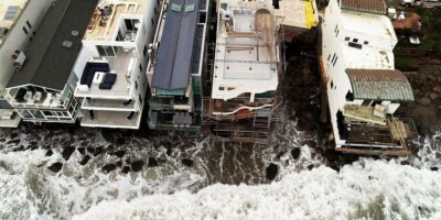 La puissante « vague Kelvin » déclenchée par le super El Niño menace de faire monter le niveau de la mer au large des côtes californiennes pendant des mois