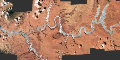 L&rsquo;astuce de la lumière du soleil transforme le « cœur » perdu du fleuve Colorado en un serpent d&rsquo;argent géant — La Terre vue de l&rsquo;espace