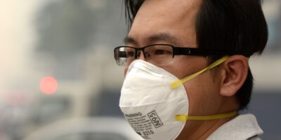 « Une voie directe unique qui pourrait causer des dommages » : des scientifiques découvrent un lien entre la pollution de l&rsquo;air et des maladies oculaires comme le glaucome