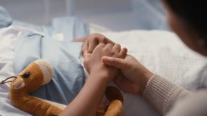 Les cas de cancer colorectal chez les enfants ont été multipliés par six au cours des deux dernières décennies – les chercheurs s’empressent de comprendre pourquoi