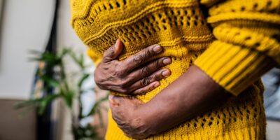 Une femme a porté un « bébé de pierre » dans son abdomen pendant 3 ans — Dilemme diagnostique